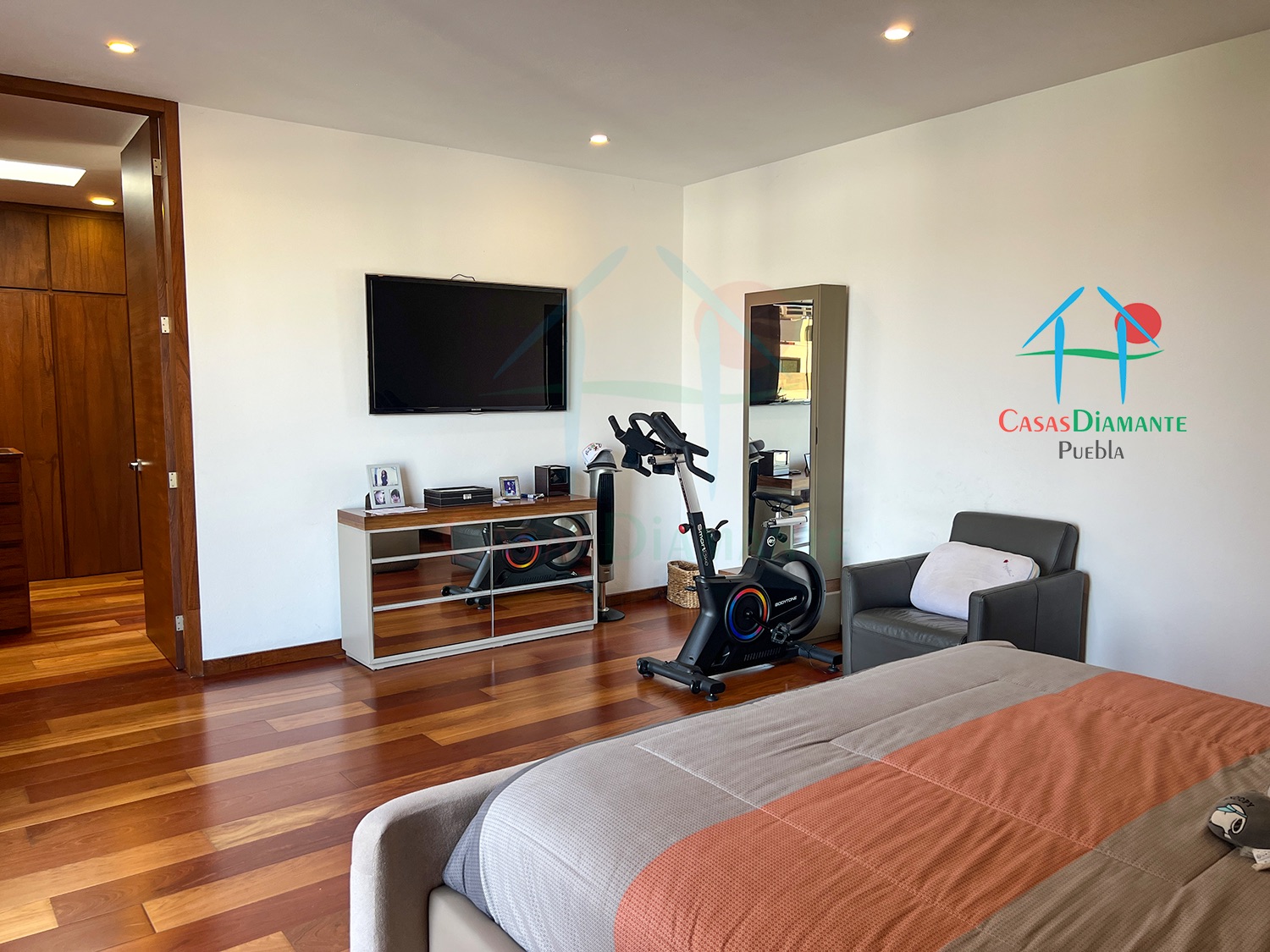 Cluster 777 Casa Martina - Recámara principal 2